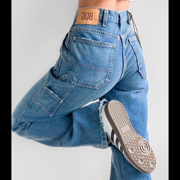 *New With Tags* BDG by Urban Outfitters Carpenter Utility Straight Jeans - Picture 1 of 6